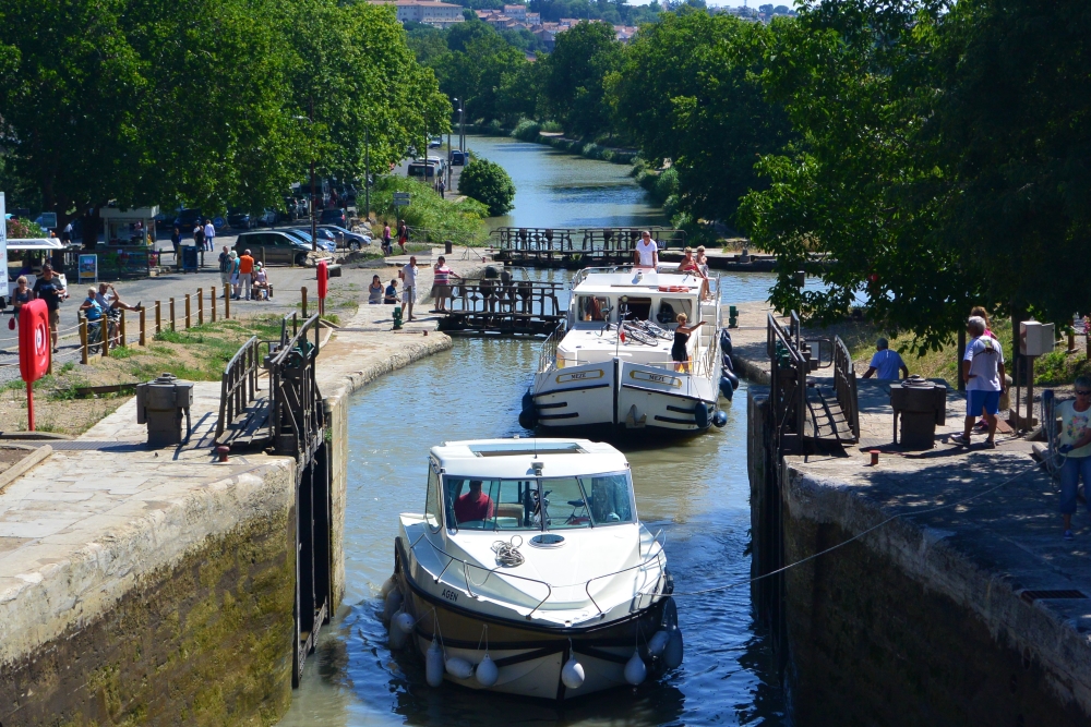 Neuf écluses de Fonsérannes, le Canal du Midi à Béziers